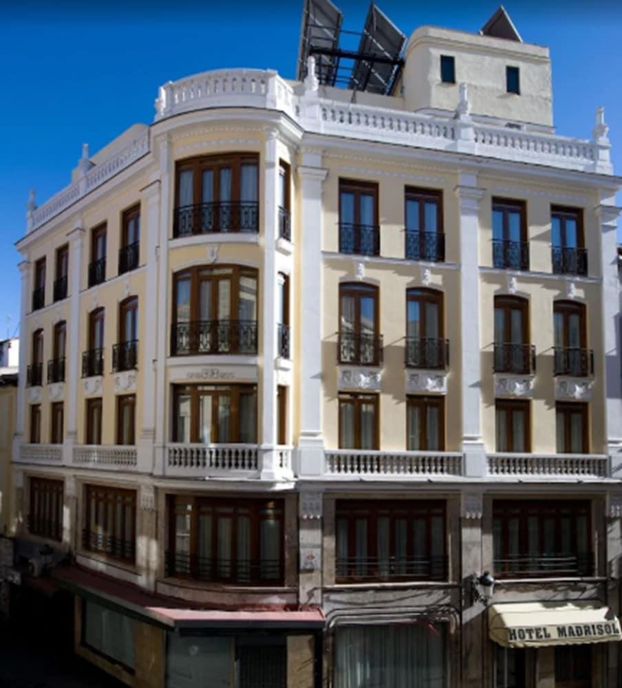 Отель Madrisol Экстерьер фото